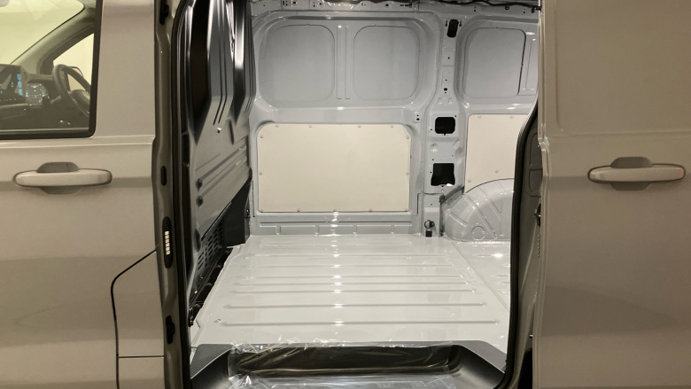 Volkswagen Transporter T28 Swb Diesel 2.0 TDI 110 Commerce Pro Van